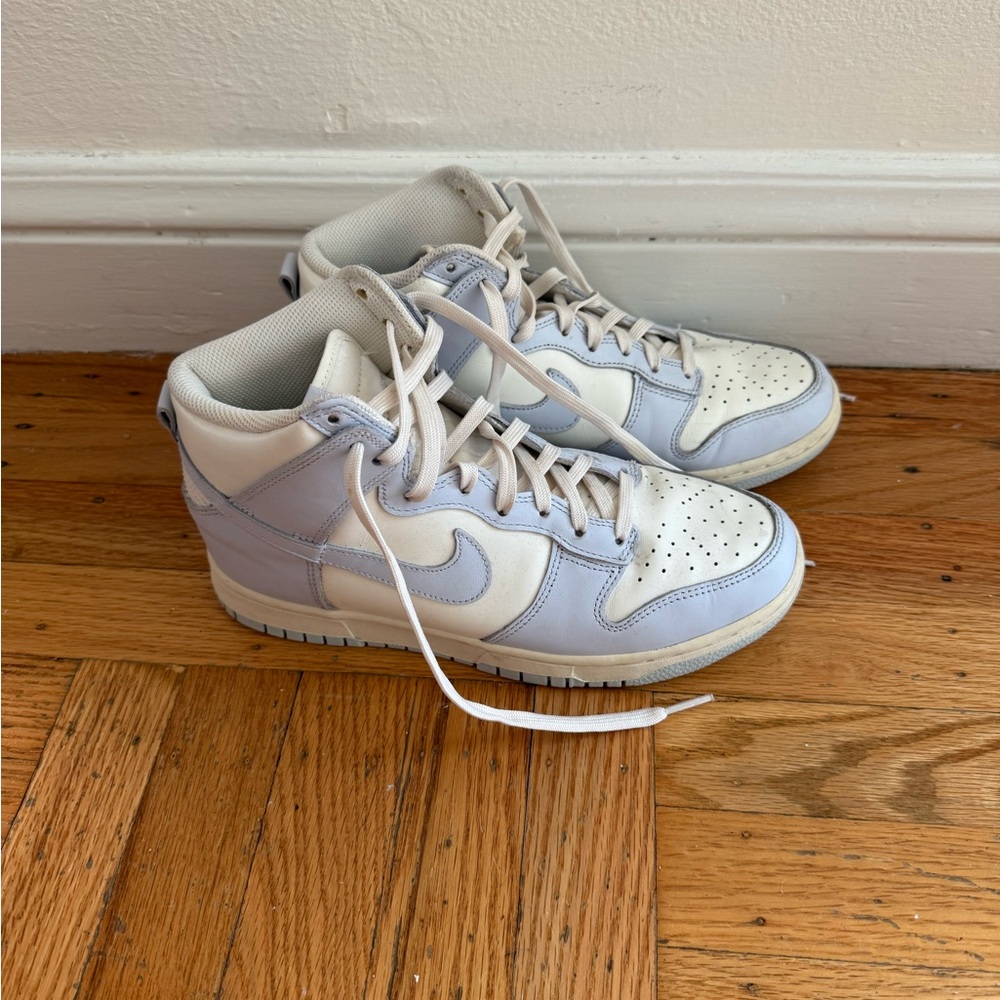 Nike Women’s Dunk High ‘Football Grey’